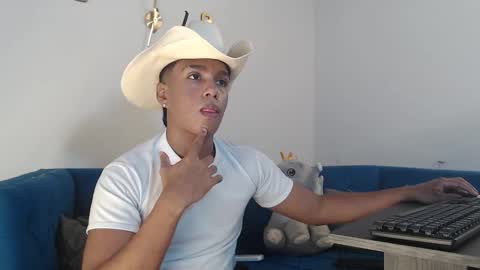 Juliann online show from October 10, 3:07 pm