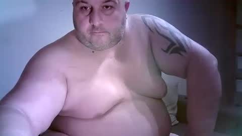 Juliano online show from November 21, 2:42 am