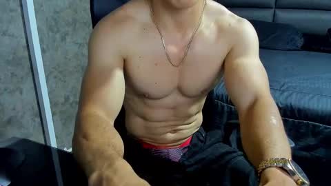 Julian online show from October 22, 9:34 am