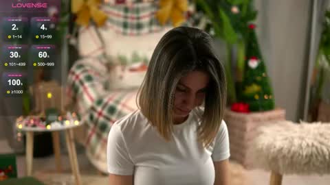 Julie online show from December 18, 10:32 am