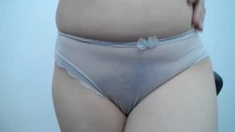 julie9x online show from October 4, 10:29 pm