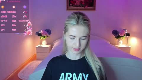 julieblazex online show from June 16, 8:57 pm