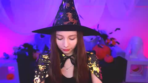 juliedaniel online show from October 27, 5:07 am