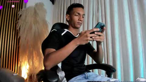 Julien online show from February 28, 11:58 am