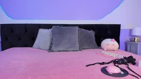 Julieta  online show from October 17, 1:15 pm