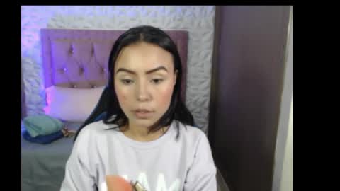 julieta_fn online show from March 23, 4:45 pm