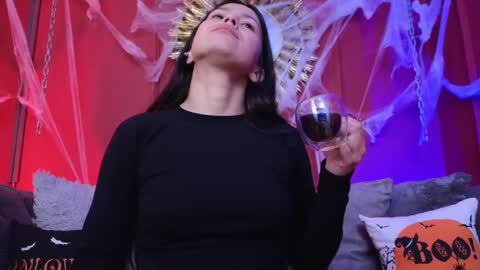  Julieta  online show from October 29, 11:45 am