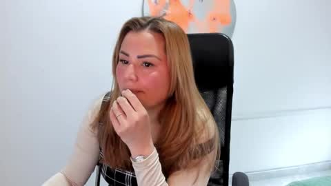 julieta_star69 online show from October 7, 7:32 pm