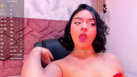 Julieta  online show from May 5, 12:44 pm