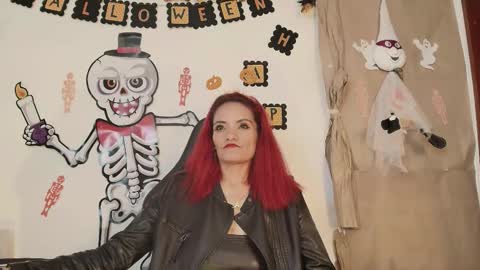 Julieta wall online show from October 13, 4:14 am