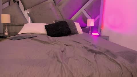 andara velez online show from October 14, 4:59 am