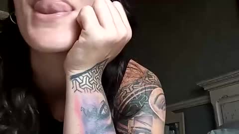 julietfranc28 online show from January 11, 4:02 pm