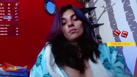    online show from February 25, 3:20 pm