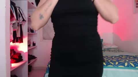 Julieta online show from February 4, 1:48 pm