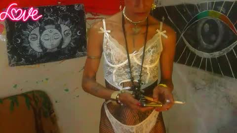 Julieth Wolf online show from October 1, 5:34 pm