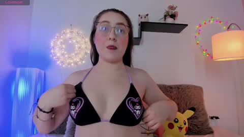 Snapshot of julietha_bianco_ chatting on February 20, 12:36 pm Julietha online show from February 20, 12:36 pm