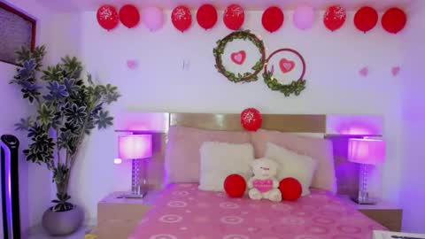Snapshot of julietha_bianco_ chatting on September 22, 1:48 pm Julietha online show from September 22, 1:48 pm