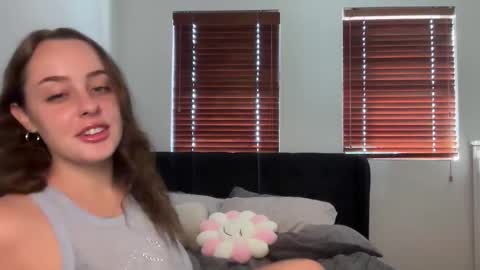 Juliet online show from November 12, 9:06 pm