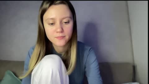 julietsensation online show from February 1, 4:11 pm