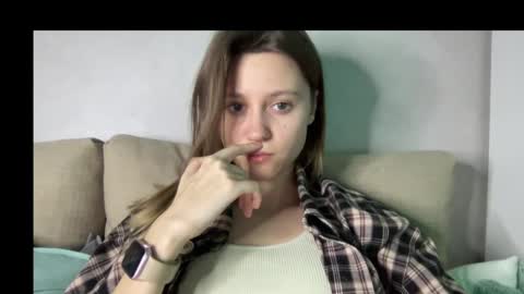 julietsensation online show from January 24, 6:25 pm