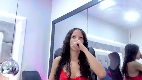 Hi guys It is a pleasure to have you here I am Julieta  online show from September 25, 12:12 pm