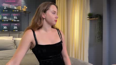 Julie online show from September 16, 2:09 pm