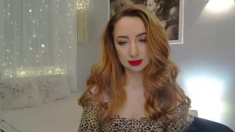 Snapshot of juliettesensual chatting on January 12, 3:25 pm JulietteSensual online show from January 12, 3:25 pm