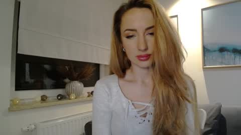 Snapshot of juliettesensual chatting on March 11, 7:58 pm JulietteSensual online show from March 11, 7:58 pm