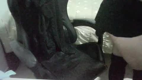 Snapshot of juligurlygirly chatting on October 25, 10:10 pm juligurlygirly online show from October 25, 10:10 pm