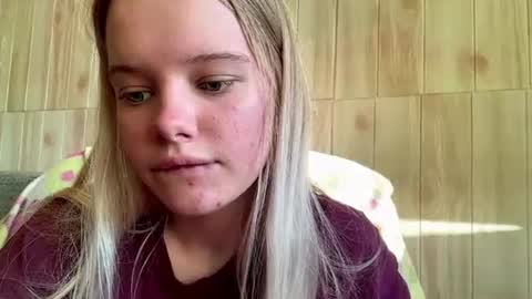 Malin online show from June 24, 3:19 pm