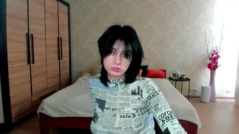 Snapshot of julissweet chatting on February 8, 7:37 am Asmodeus online show from February 8, 7:37 am