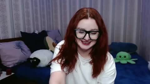 Snapshot of julithlally chatting on December 29, 3:33 am Julith online show from December 29, 3:33 am