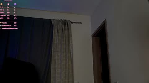 JULiUS   online show from October 19, 11:53 pm