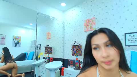 Julieta Reyes   online show from February 18, 5:42 pm