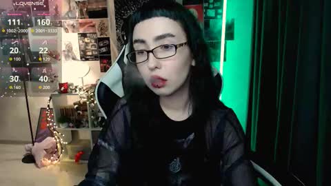 Baroness Von Cringe online show from November 5, 4:20 pm