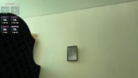 Snapshot of julya_flowerss chatting on February 25, 10:59 am Hloya online show from February 25, 10:59 am