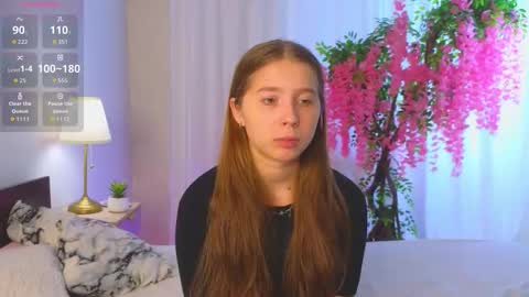 junebarton online show from October 6, 8:43 am