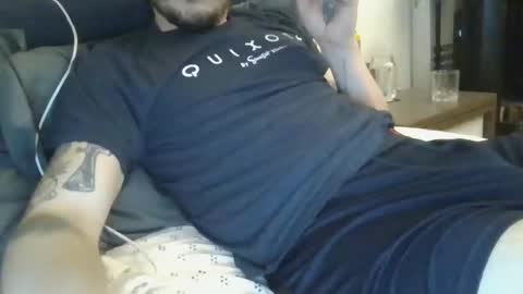 junglemanpat online show from February 15, 4:04 am