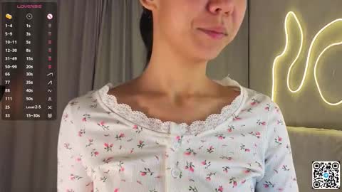 Bella online show from September 30, 6:29 pm