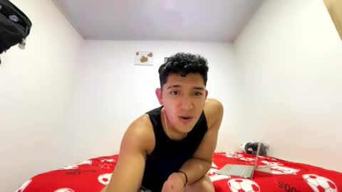 junior_osorio_2 online show from February 4, 2:48 am