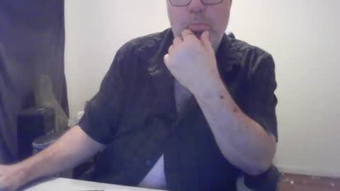 junkhp1 online show from August 9, 9:26 am