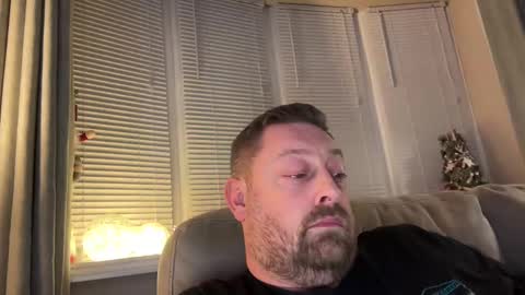 Snapshot of junky345 chatting on December 1, 10:34 pm Junky online show from December 1, 10:34 pm