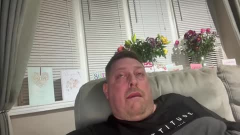 Snapshot of junky345 chatting on February 3, 7:52 pm Junky online show from February 3, 7:52 pm