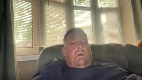 Snapshot of junky345 chatting on September 18, 5:39 pm Junky online show from September 18, 5:39 pm