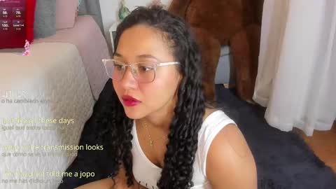 Snapshot of juphiteer chatting on March 3, 3:22 pm viviana sasha online show from March 3, 3:22 pm