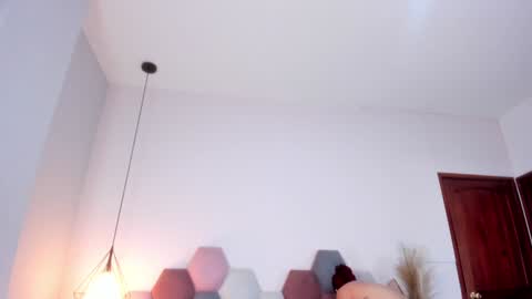 Snapshot of jupiterfoxxxx chatting on January 31, 9:05 pm Jupiter Fox online show from January 31, 9:05 pm