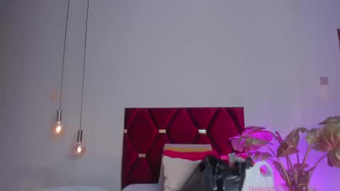 Snapshot of jupiterfoxxxx chatting on September 9, 12:32 am Jupiter Fox online show from September 9, 12:32 am