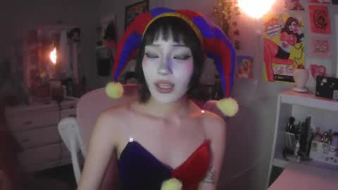 Snapshot of jupitersclaim chatting on September 13, 12:24 am jupitersclaim online show from September 13, 12:24 am