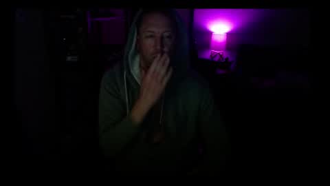 Snapshot of jusbeaz8722 chatting on February 2, 8:45 am JustnSide Unexxst online show from February 2, 8:45 am