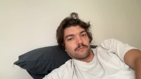 just_a_guy_with_a_big_cock online show from November 16, 2:30 pm